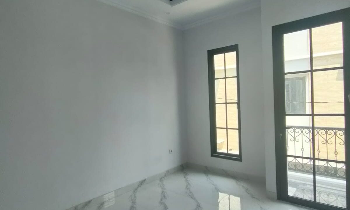 1000557482