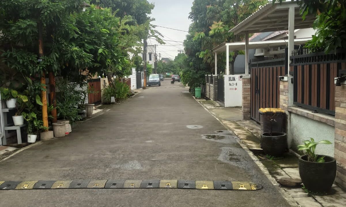 1000742517
