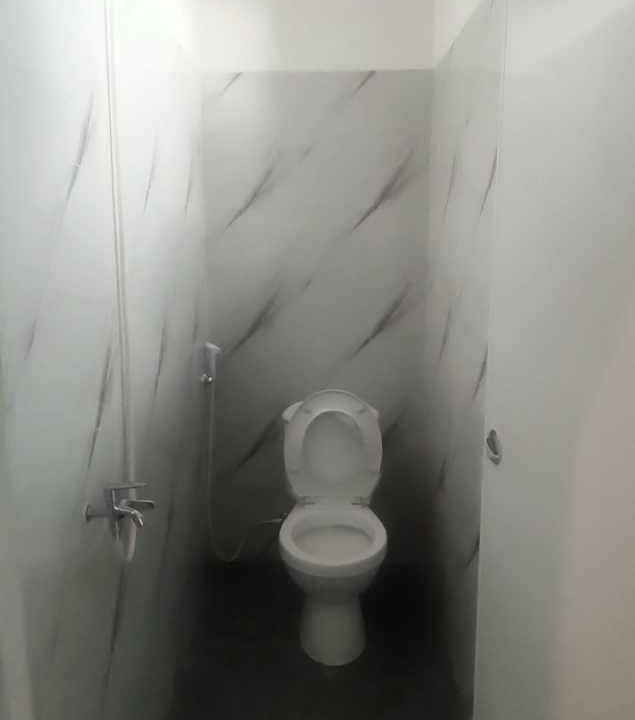 1000752526