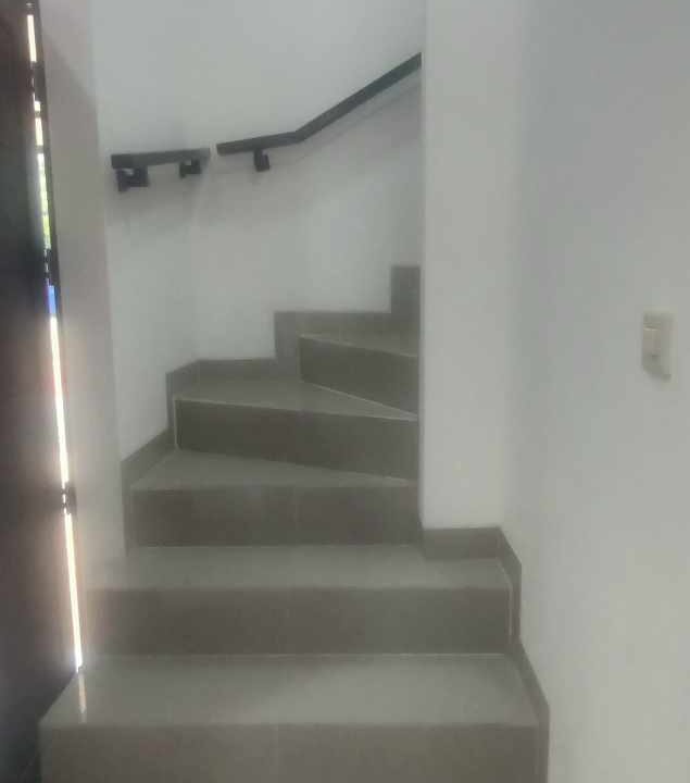 1000752533